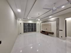 1 kanal Upper Portion Available In Abdalian Society Near By UCP University And Shoukat Khanam