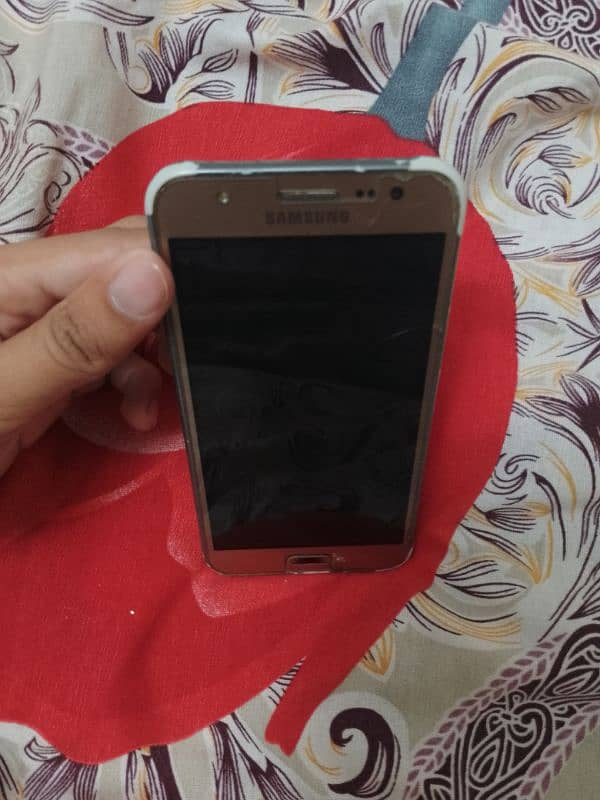 Samsung Galaxy J5 6