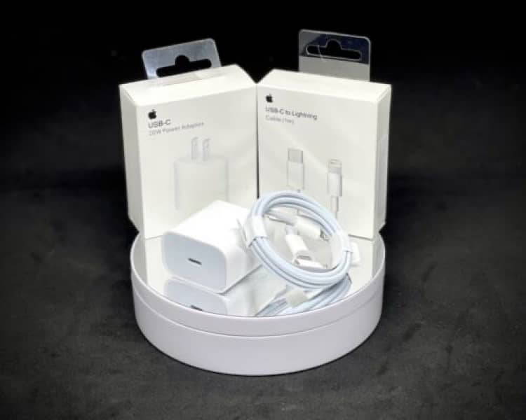 iPhone 20W  Fast Charger With Cable iPhone 16,15, 14, 13, 12, 11, X 3