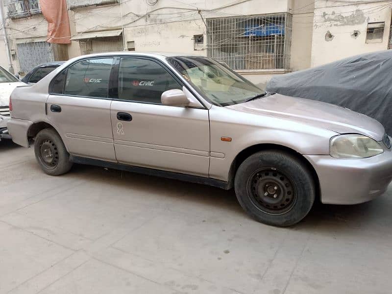 Honda Civic VTi Model 2000 Automatic For Sale 5