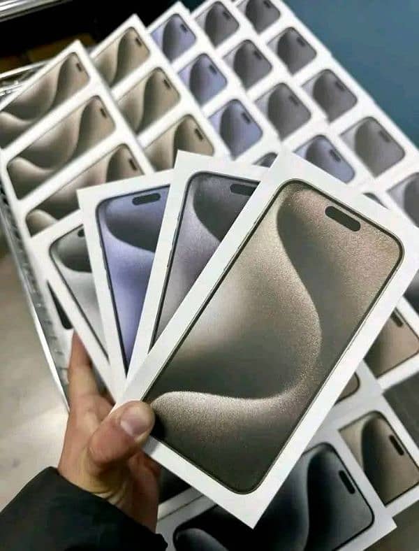 i Phone 8plus, 11,12,13,14,15 pro max on instalment Whatsap 3062623924 9