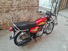 Honda 125 Condition 10/10 Urgent Sale 100% Ok Hai Koi Fault Nai