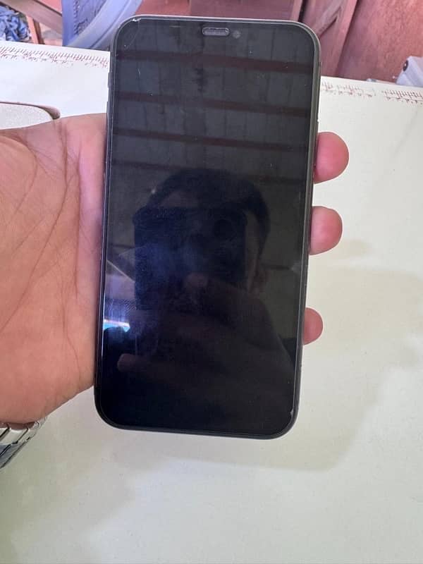 iphone 11jv    urgent sale 1