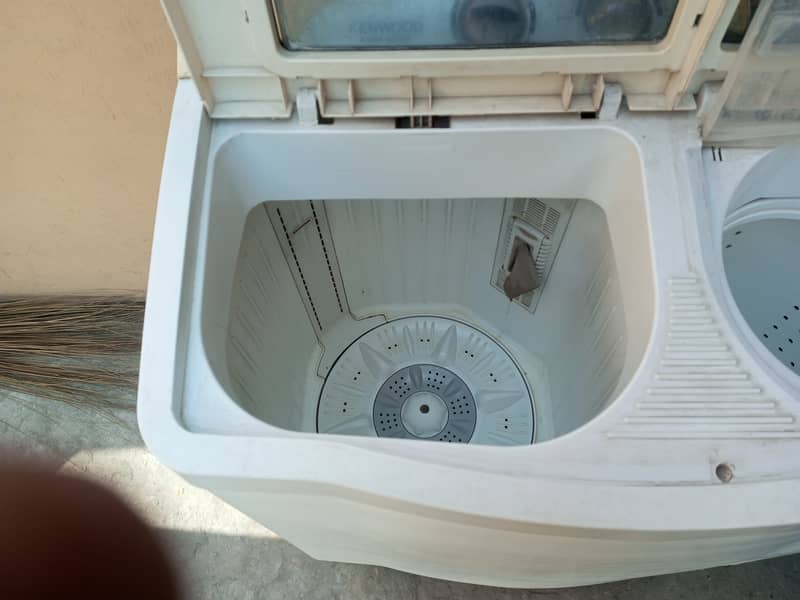 KENWOOD KWM-950SA - 9kg  Twin Tub Washing machine + dryer 10