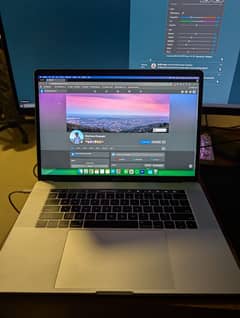 MacBook Pro 2019 16GB 1TB