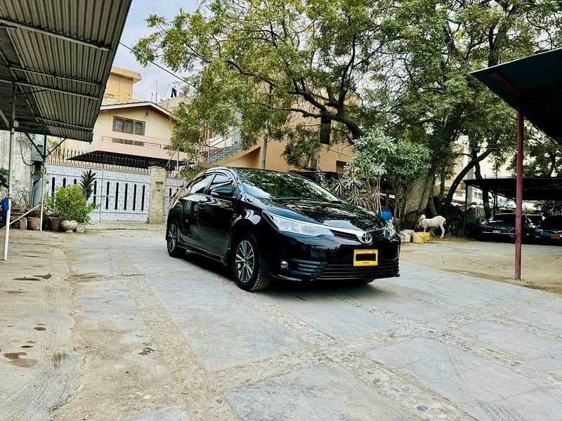 Toyota Corolla XLI 1.3 MT 2018 Model First Hand 3