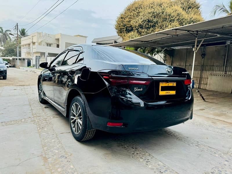 Toyota Corolla XLI 1.3 MT 2018 Model First Hand 4