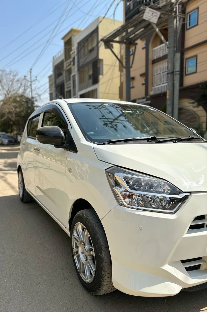 Daihatsu Mira 2018 1