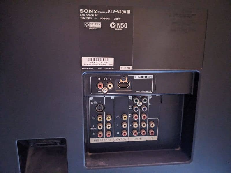 Sony Bravia 40" LCD  TV 1