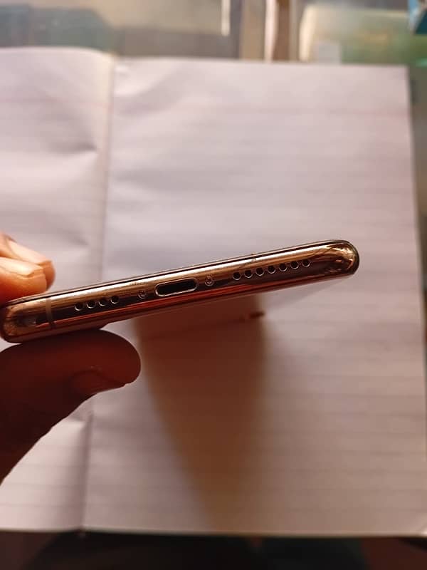 iphone xs max pta aproved box 2