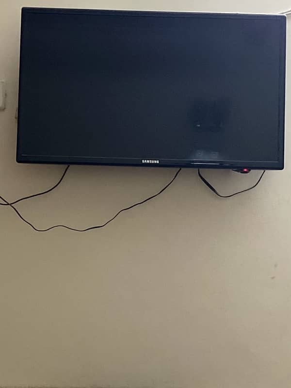 Samsung LCD 32” Tv 0