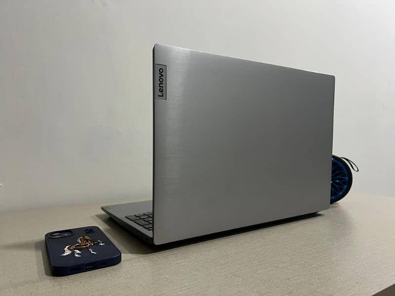 Lenovo IdeaPad i5 11th gen 1