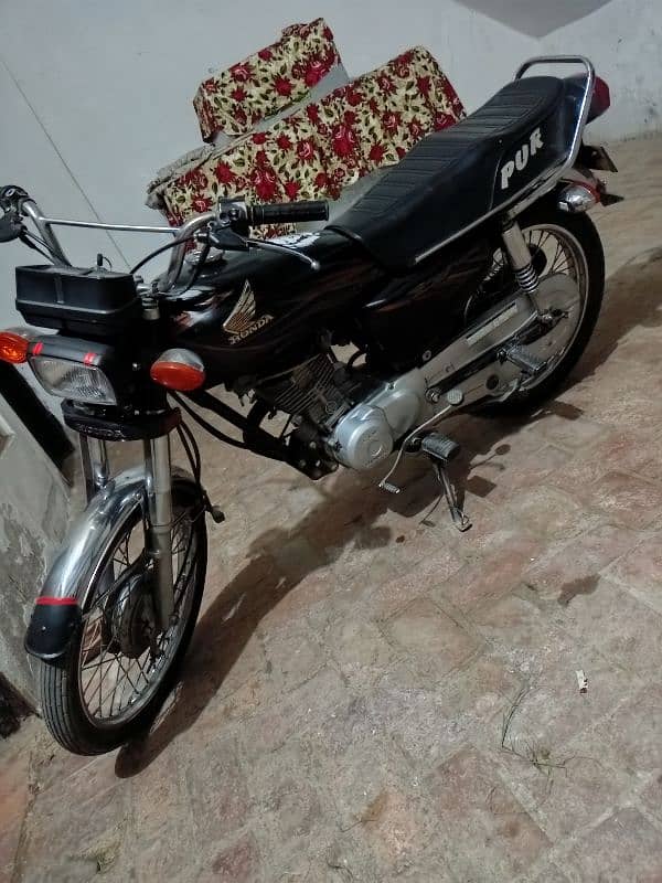 honda 125 All ok 18 model hai liken 17 main nikla 0