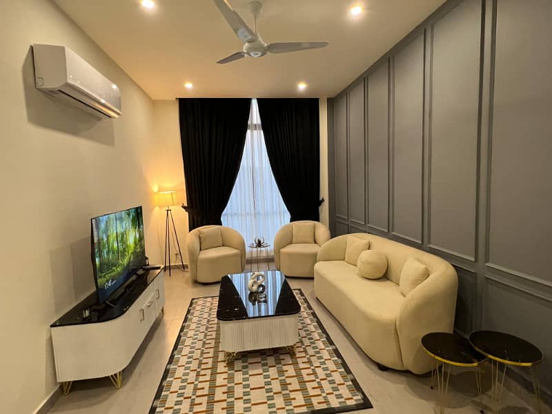 2 BHK new furnish luxury apartment daily basis stay available 6