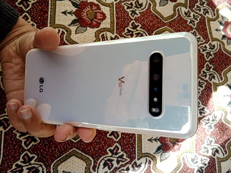 lg v60 8/128 10/10 condation dual sim 5