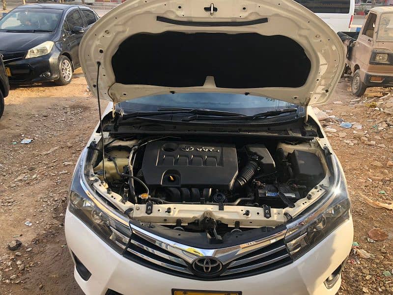 Toyota Altis Grande 2015 3