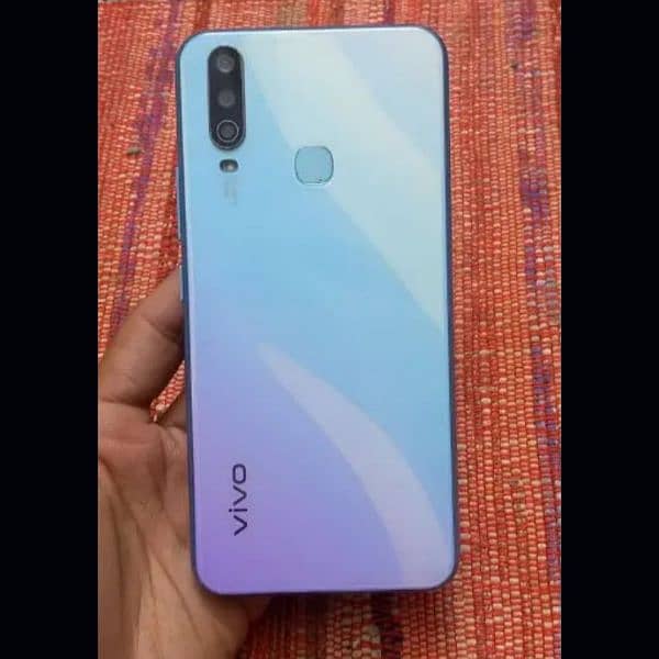 10 by 10 condition Vivo Y17 Avaliable No. 0324-486-296-3 Fixed Price 0