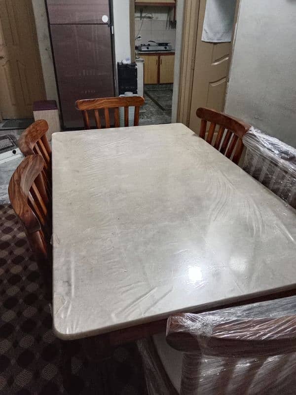 6 seater marble top dinning table 0