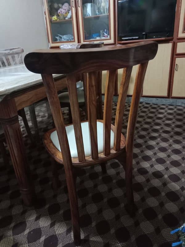 6 seater marble top dinning table 3