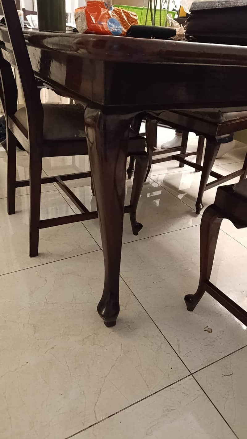 Dinning table with solid top and 8 chairs 1