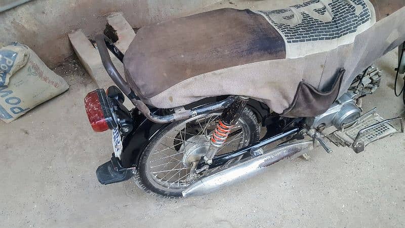 Honda cd 70 urgent sale 5