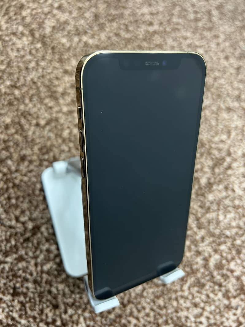 Selling iPhone 12 Pro 128GB , JV – 100% Battery Health – Excellent 1