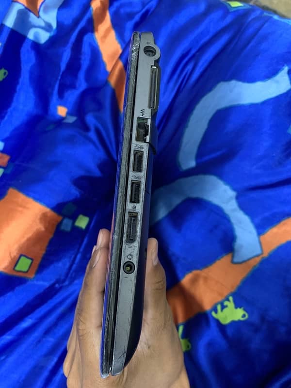 HP elitebook 820 4