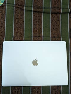 MacBook