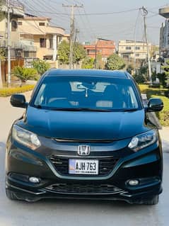 Honda Vezel 2014 /2018 Z sensing ( top of the line)