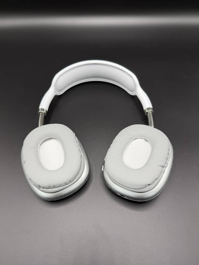 P9 Headphones - Designed For All - Day Comfort 3