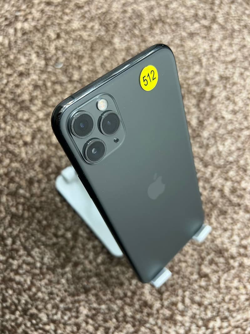 Selling iPhone 11 Pro Max 512GB – 100% Battery Health, JV Excellent 0