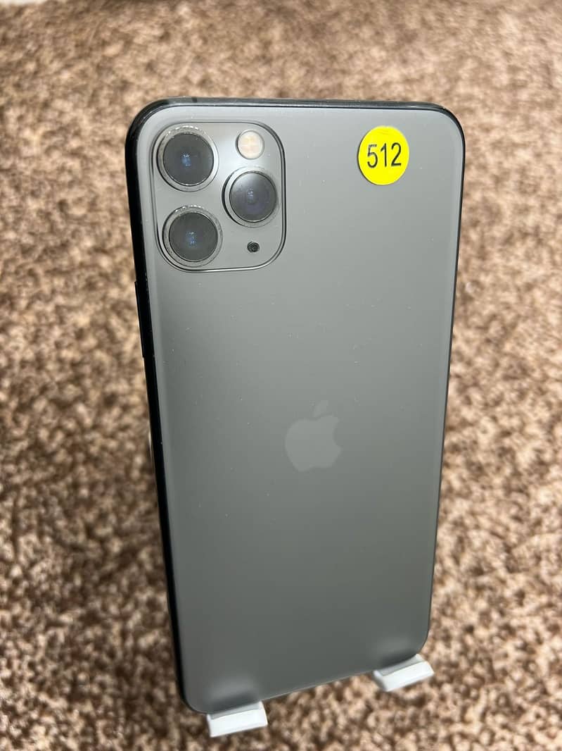 Selling iPhone 11 Pro Max 512GB – 100% Battery Health, JV Excellent 1