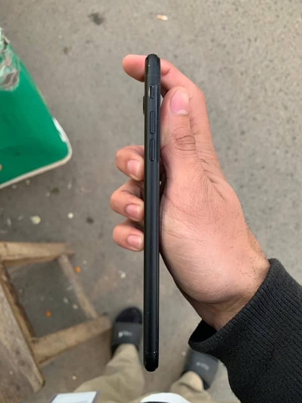 iPhone 7 plus pta approved urgent sale 5