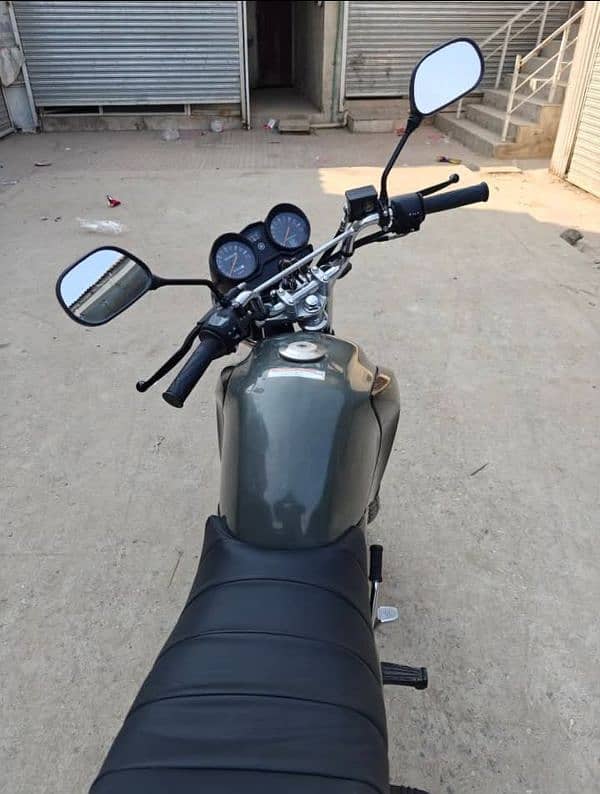 YAMAHA YBR 125 G 2025 Model 1800km drivern 3