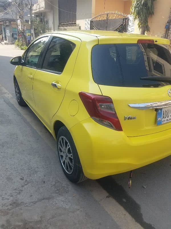 Toyota vitz 4