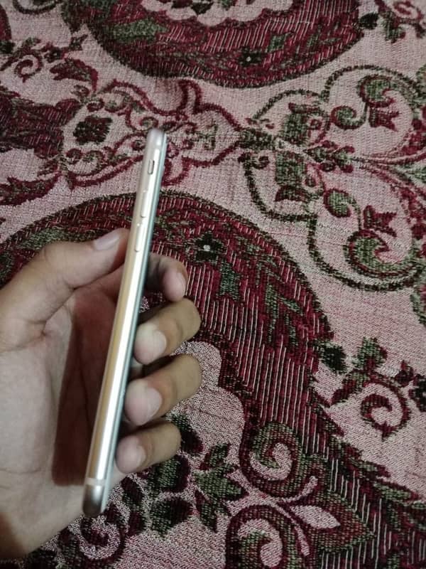 iPhone 8 condition 10/10 1