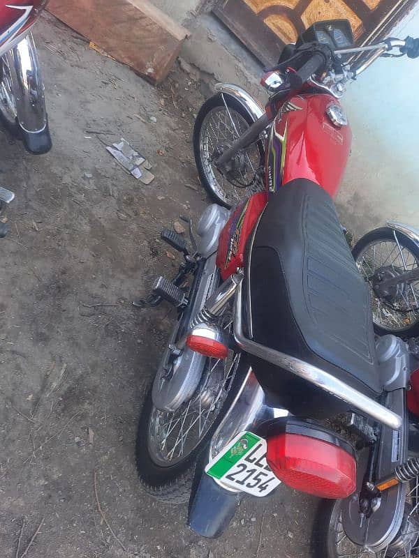 Honda 125 new condition 3