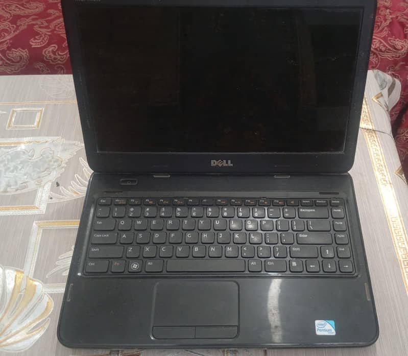 Windows7, 160 GB Hard Disk, 4 GB ROM, Pentium Series, 32Bit O. S 1