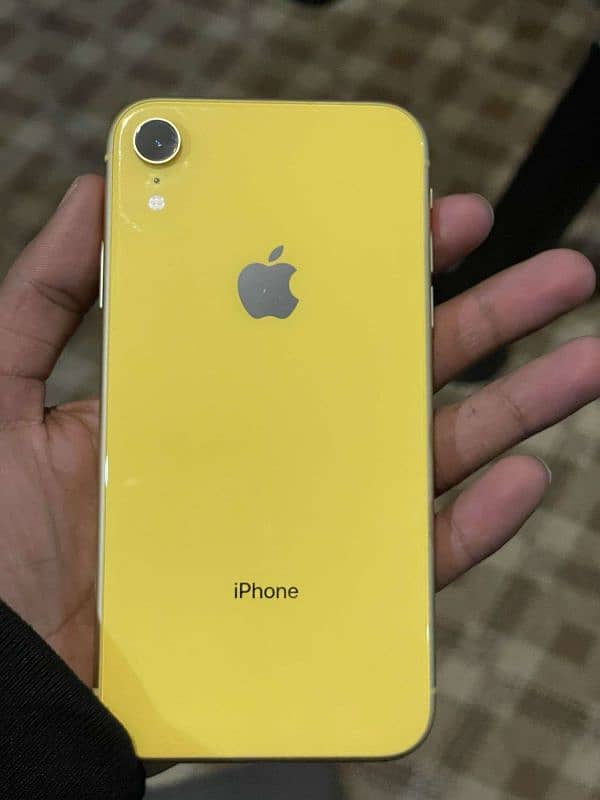 IPHONE XR 0