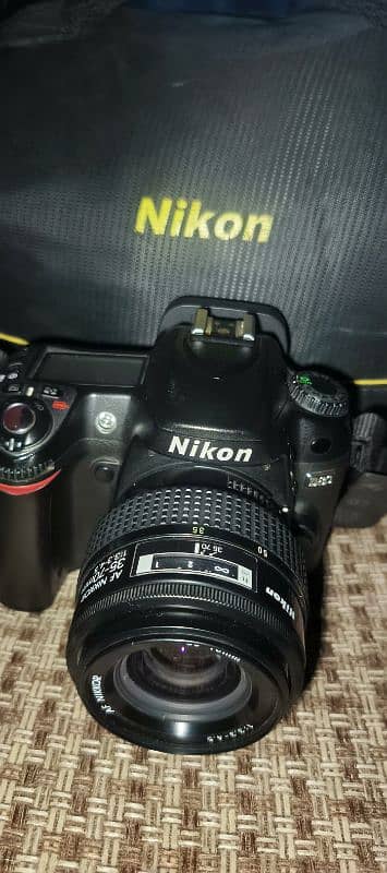 D80 nikon Camra with 2 lance 0