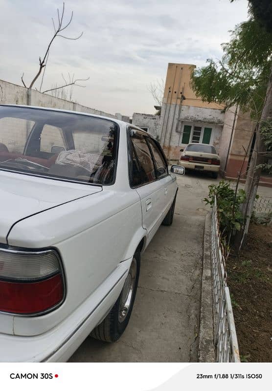 Toyota Corolla 1991 3