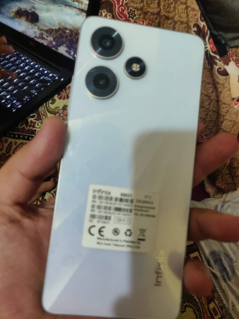 (Urgent Sale) Infinix Hot 30 (8+8/128) (Official PTA Approved) 8