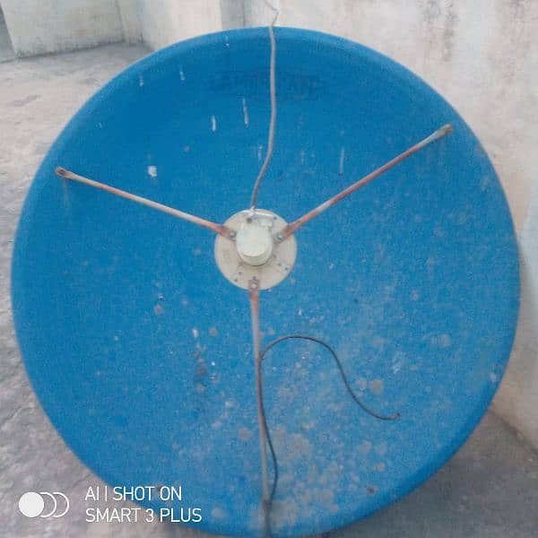 2 dish and receiver 0