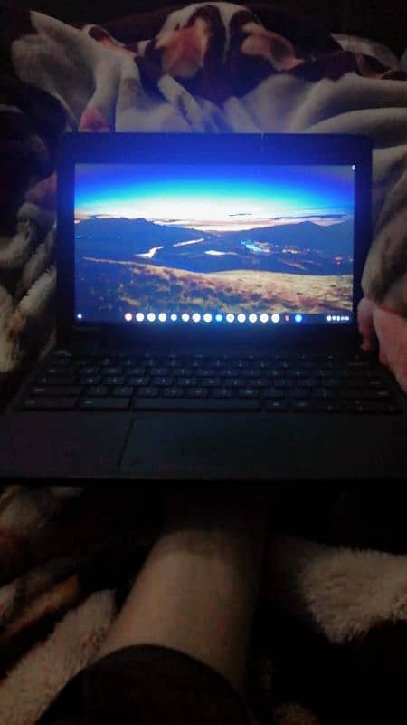 Lenovo chromebook N23 6th Generation and 4GB Ram 16GB Rom 4