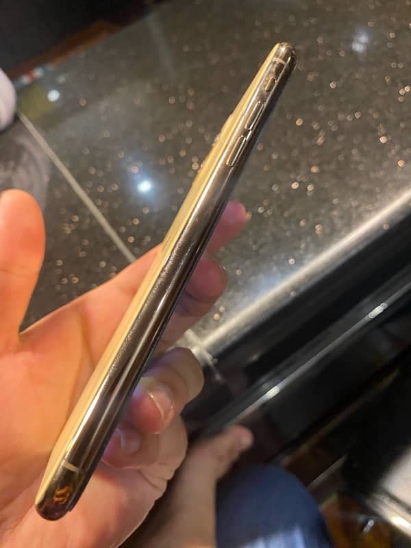 iphone 11 pro max 256 gb pta approved please read the description 5