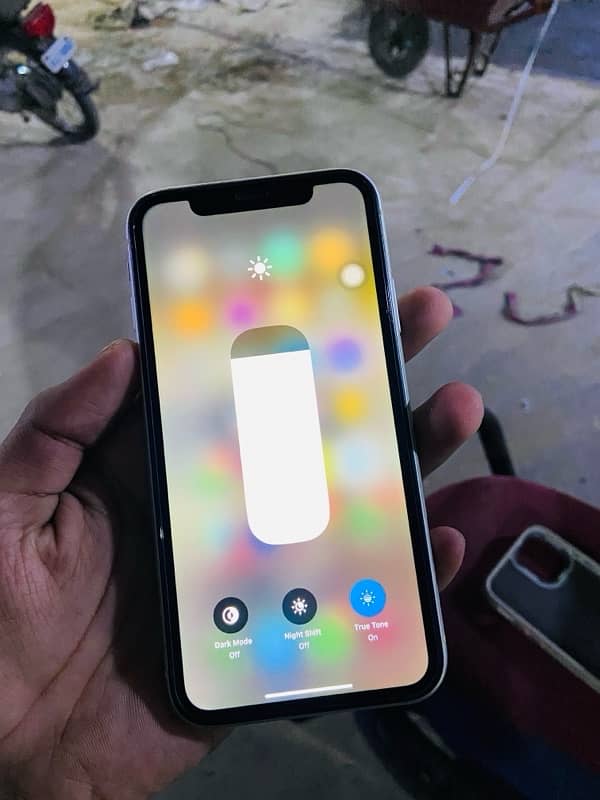 Iphone 11 64gb factory unlock 5