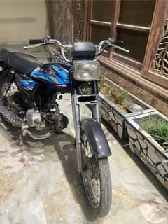 Unique 70 cc bike