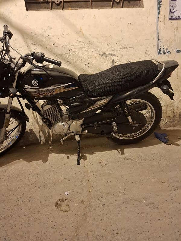 ybr 125z all ok lush condition 2021 model ist owner 3