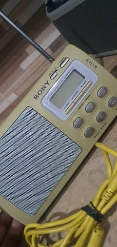 Vintage Sony ICF-M410V AM/FM Portable Radio