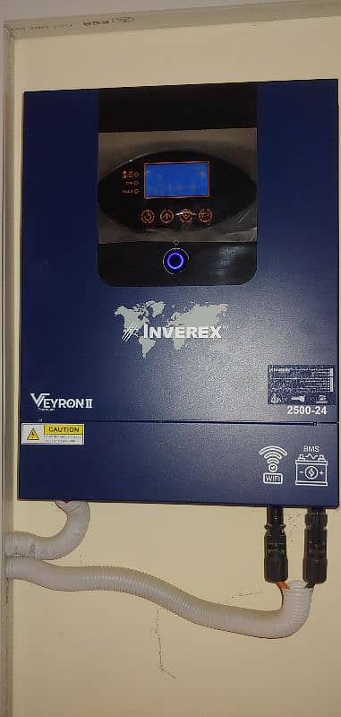 Inverex Veyron II 2.5Kw Solar Inverter 1